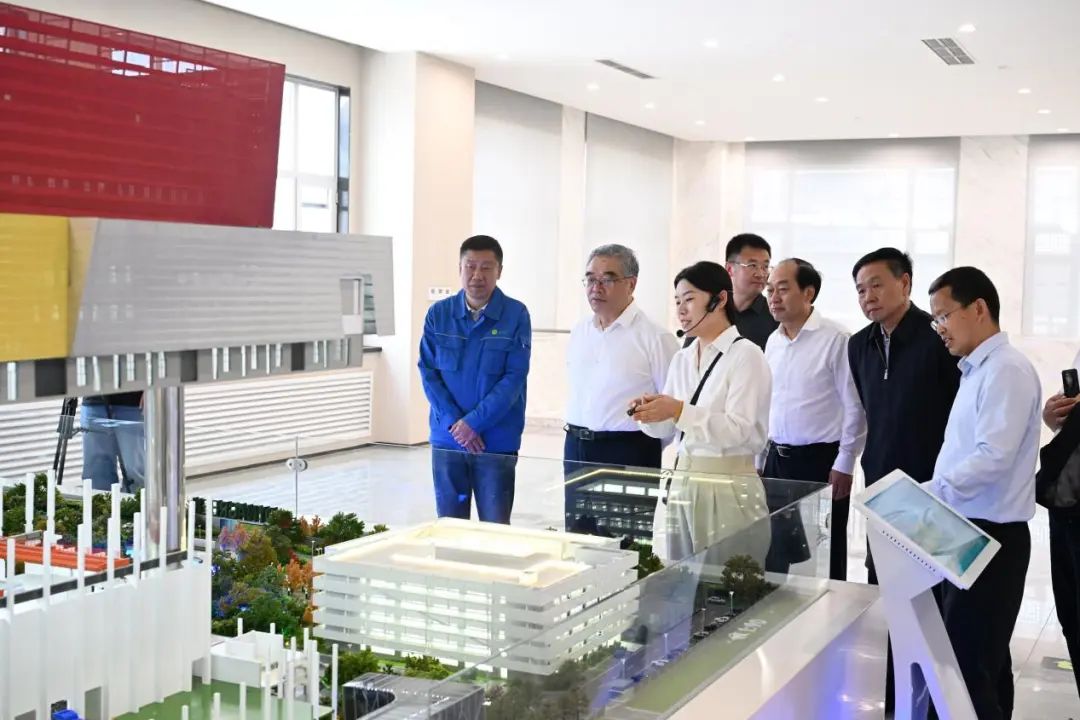 天下政协副主席朱永新调研asiagame通州项目